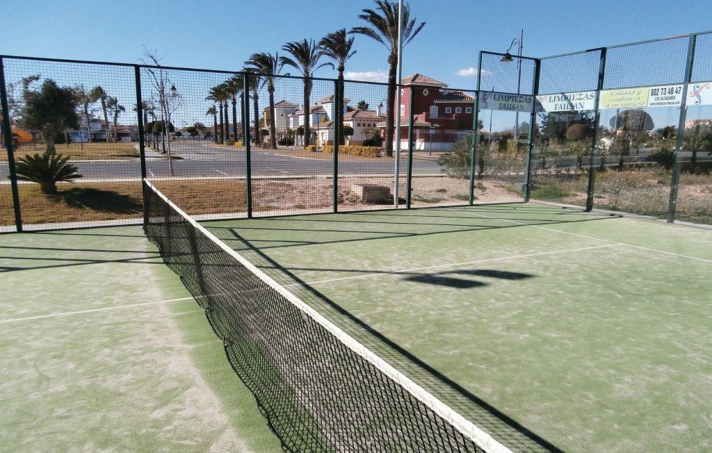 Ona Mar Menor Golf & Spa Torre-Pacheco Room photo A paddle tennis court